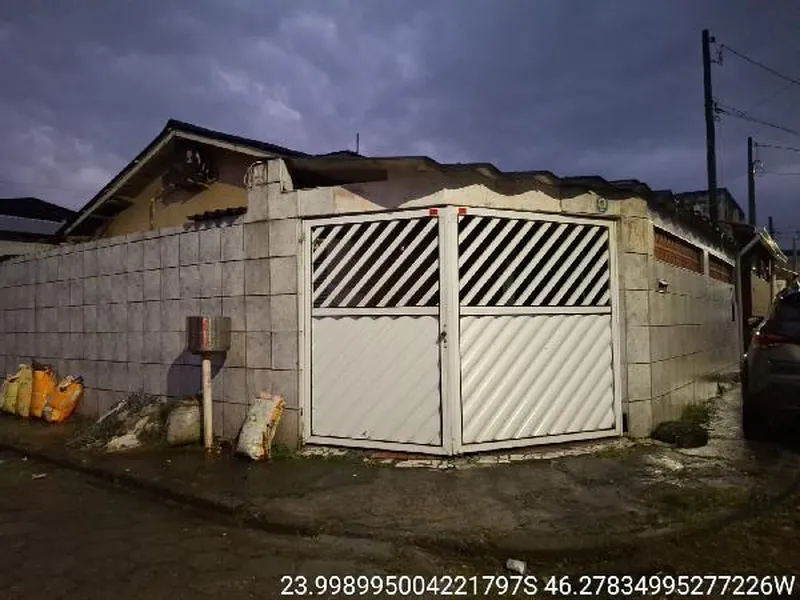 Casa em Leilão Extrajudicial