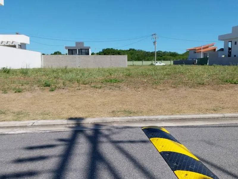 Terreno em Licitação