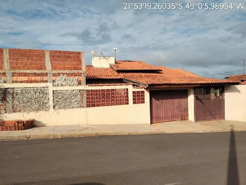 Casa em Leilão Extrajudicial