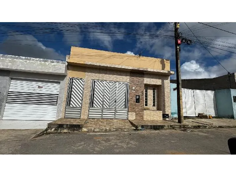 Casa em Leilão Extrajudicial
