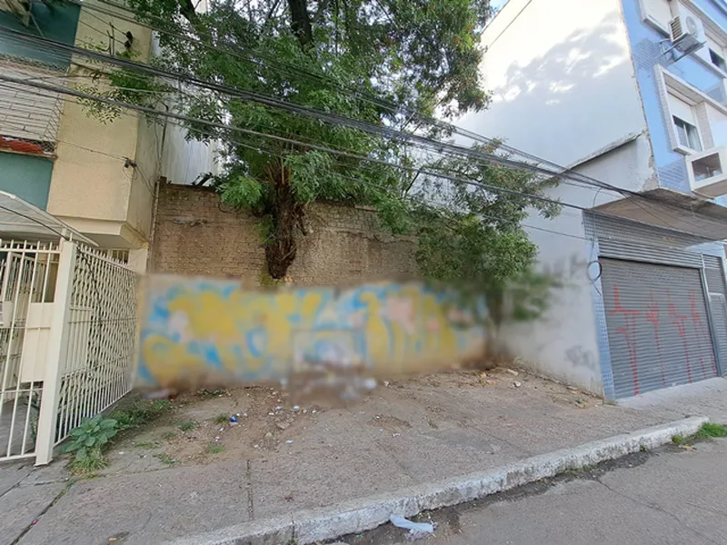 Terreno em leilão