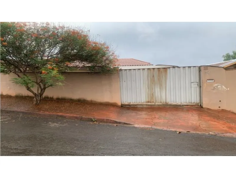 Casa em Leilão Extrajudicial