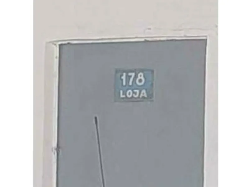 Loja em leilão