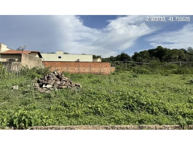 Terreno em Licitação