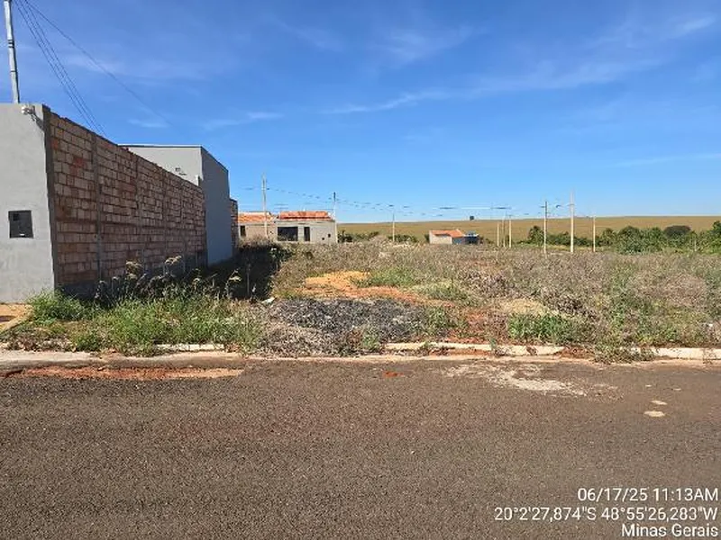 Terreno em Leilão Extrajudicial