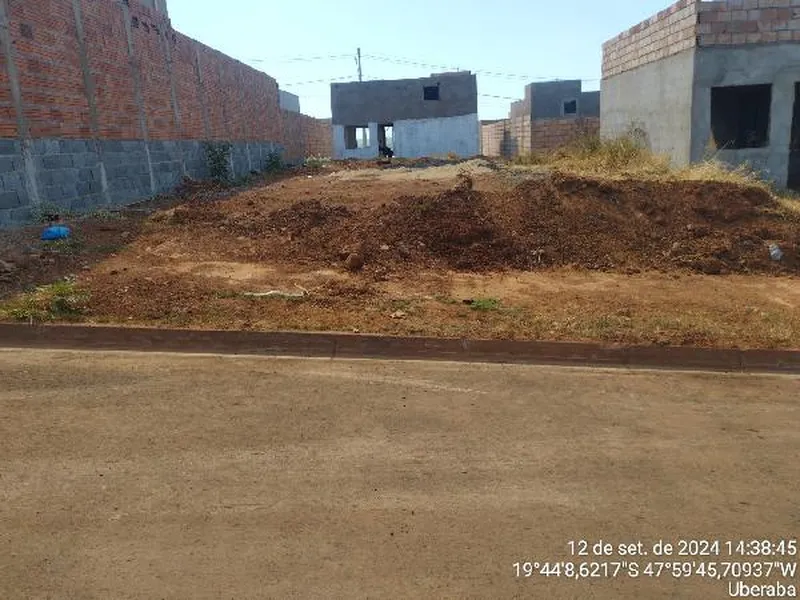 Terreno em Leilão Extrajudicial