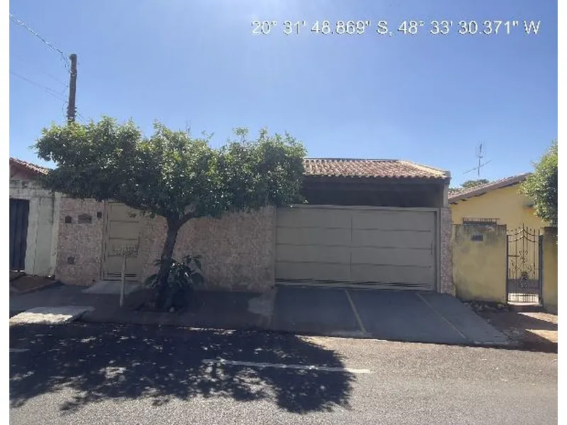 Casa em Leilão Extrajudicial