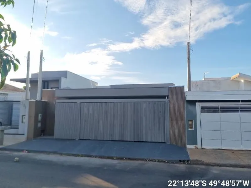 Casa em Leilão Extrajudicial