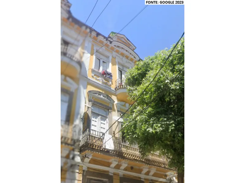 Outros em leilão