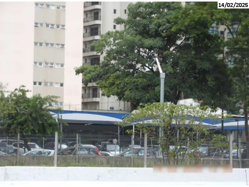 Terreno em leilão