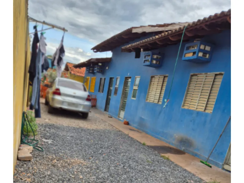 Outros em leilão