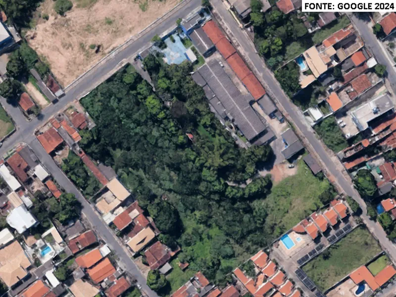 Terreno em leilão