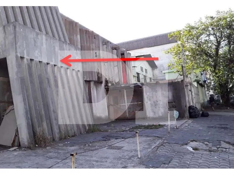 Prédio em leilão