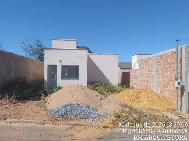 Casa em Leilão Extrajudicial