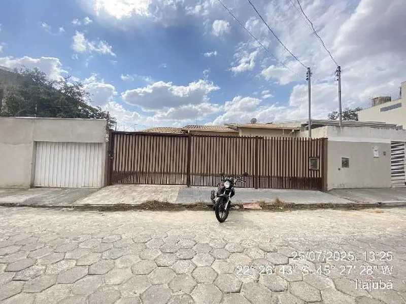 Casa em Leilão Extrajudicial