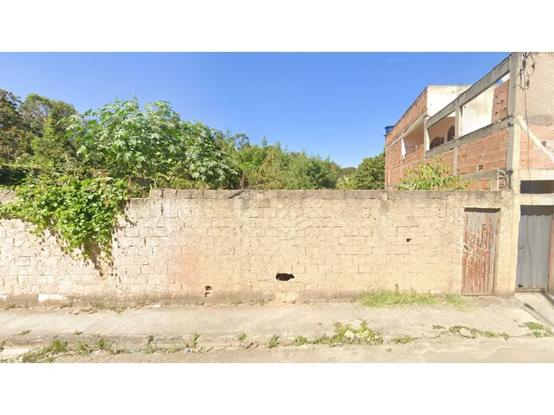 Terreno em leilão