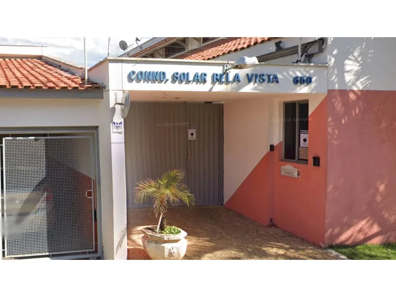 Outros em leilão