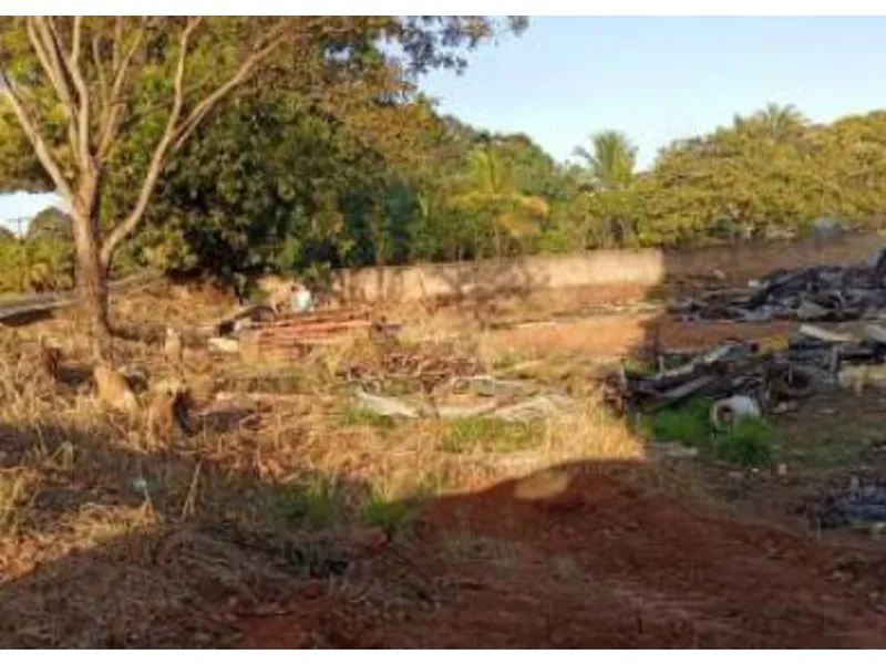 Terreno em leilão