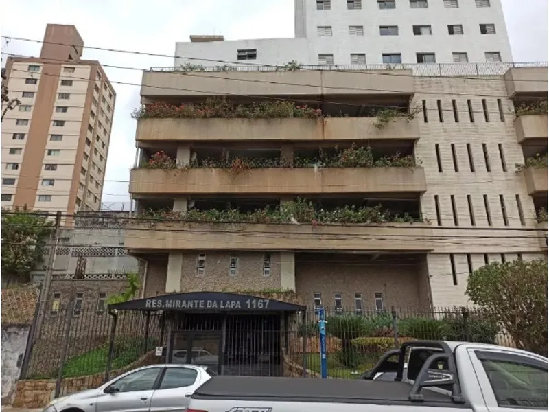 Apartamento em leilão