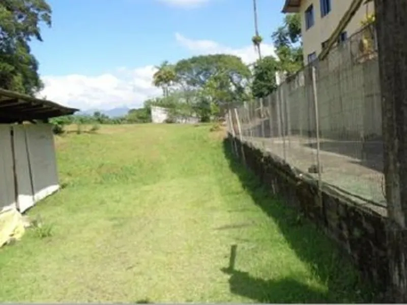 Terreno em leilão