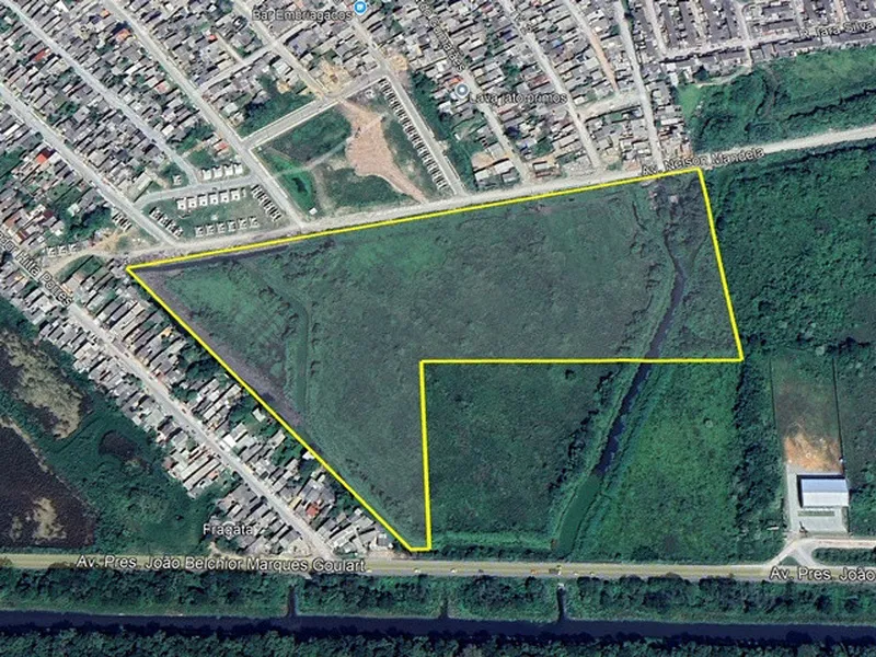 Terreno em leilão
