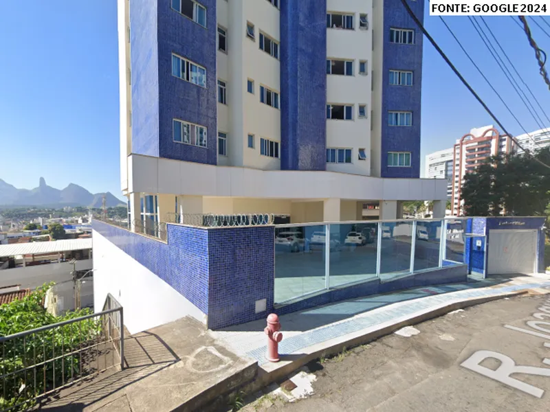 Outros em leilão
