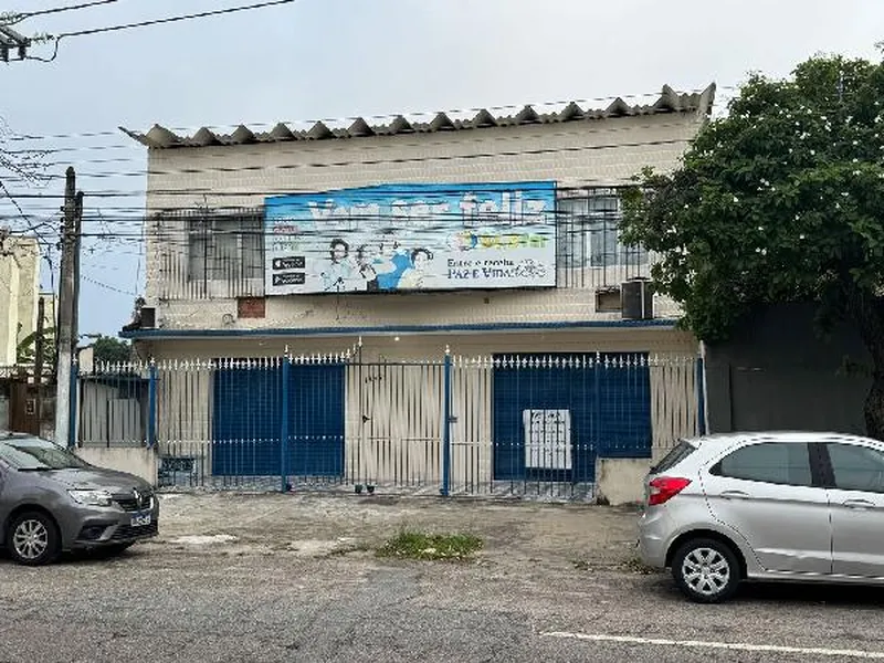 Prédio em Licitação