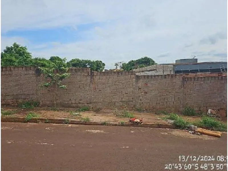 Terreno em leilão