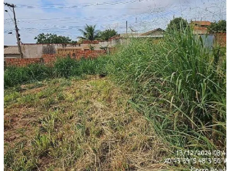 Terreno em leilão