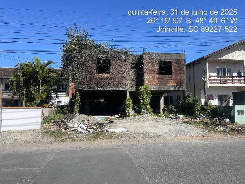 Casa em Leilão Extrajudicial