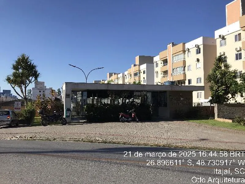 Apartamento em Leilão Extrajudicial