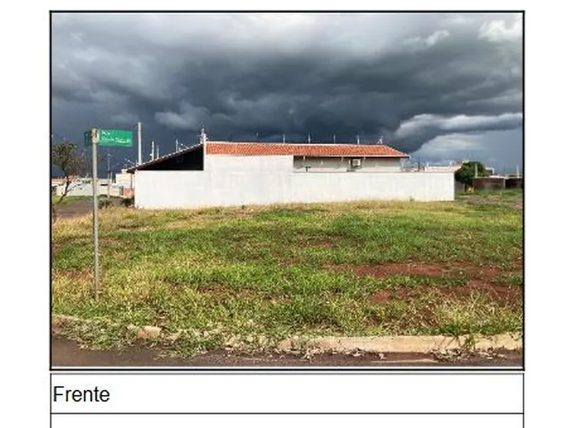 Terreno em Licitação