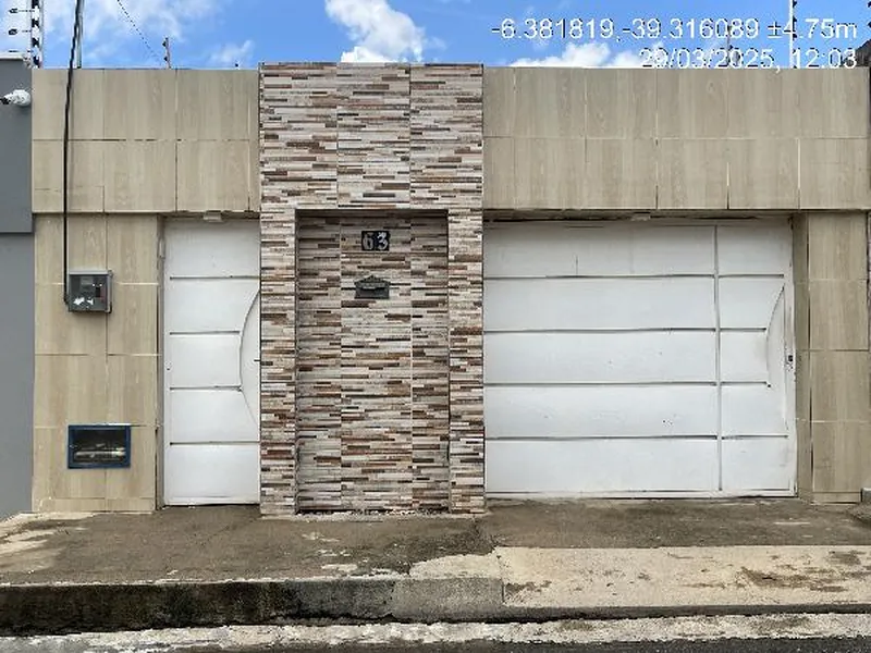 Casa em Licitação