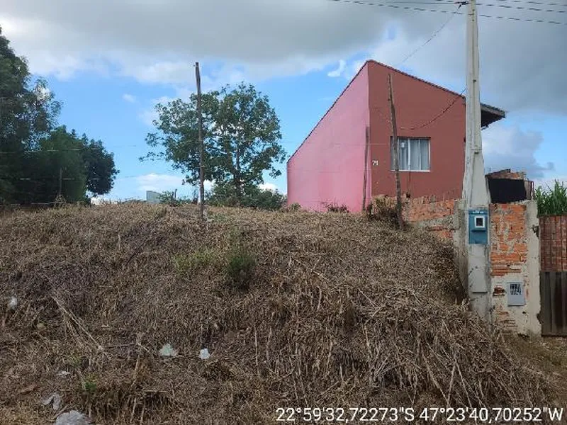 Terreno em Licitação