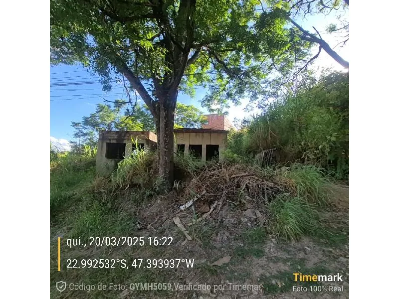 Terreno em Licitação