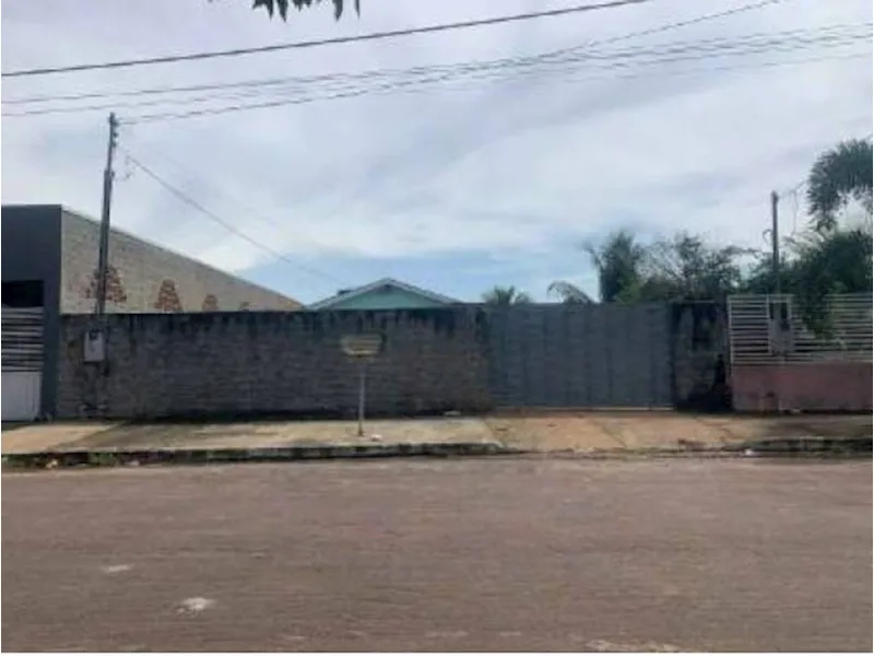 Casa em Leilão Extrajudicial