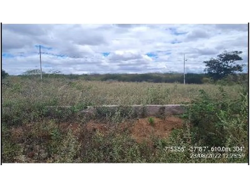 Terreno em Licitação