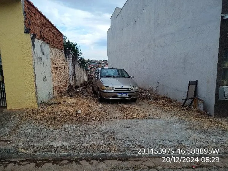 Terreno em Licitação