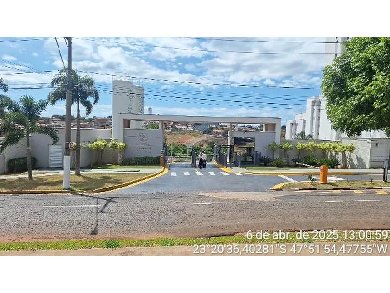 Apartamento em Licitação