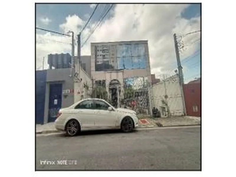 Prédio em Licitação