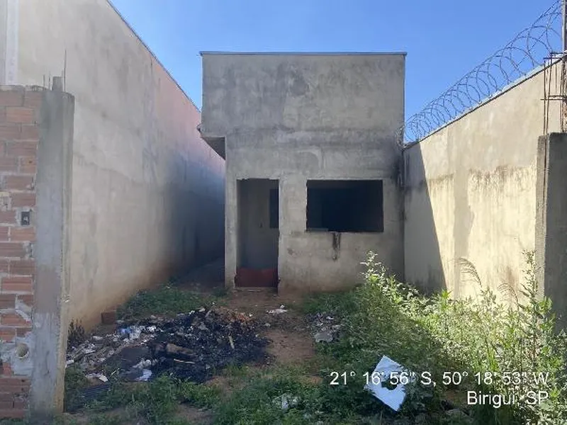 Terreno em Licitação