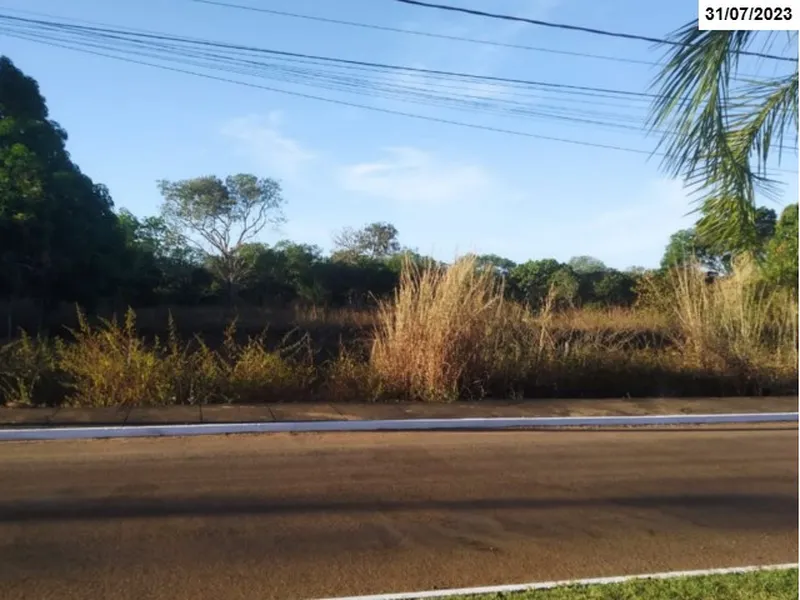 Terreno em leilão