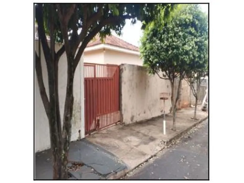 Casa em Leilão Extrajudicial