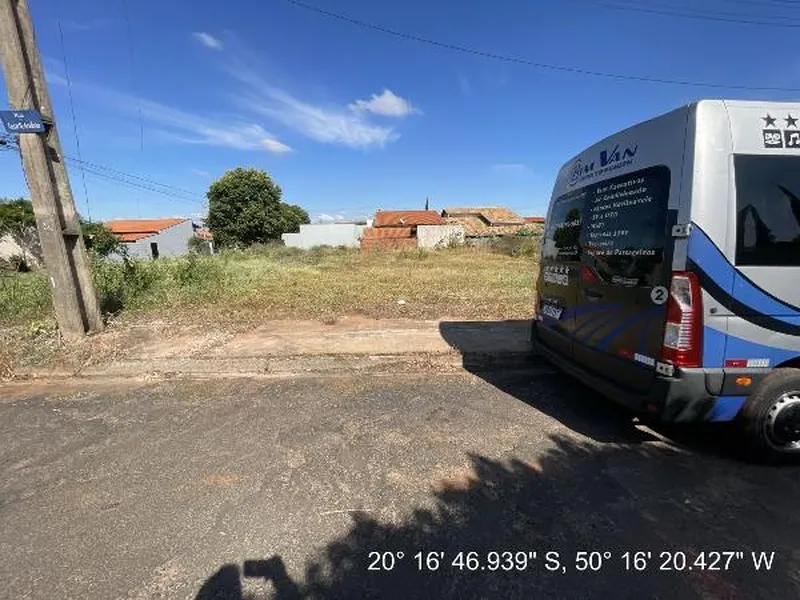 Terreno em Licitação