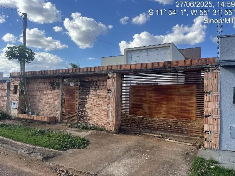 Casa em Leilão Extrajudicial