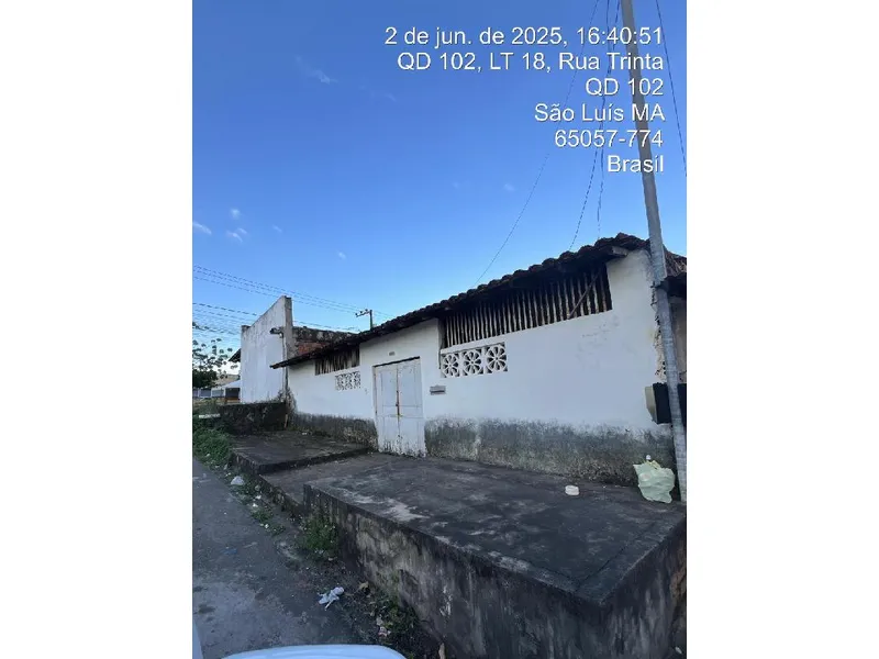 Casa em Leilão Extrajudicial