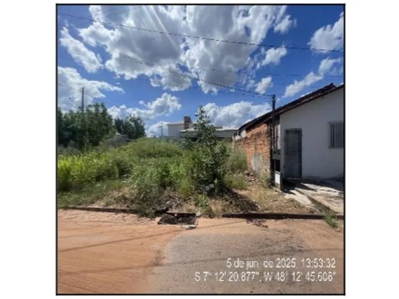 Terreno em Leilão Extrajudicial