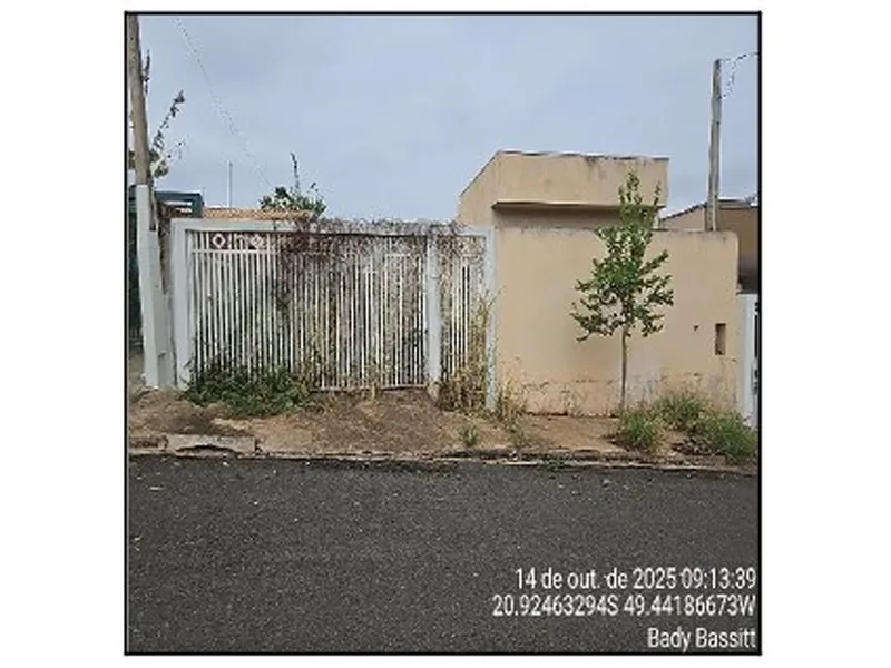 Casa em Leilão Extrajudicial