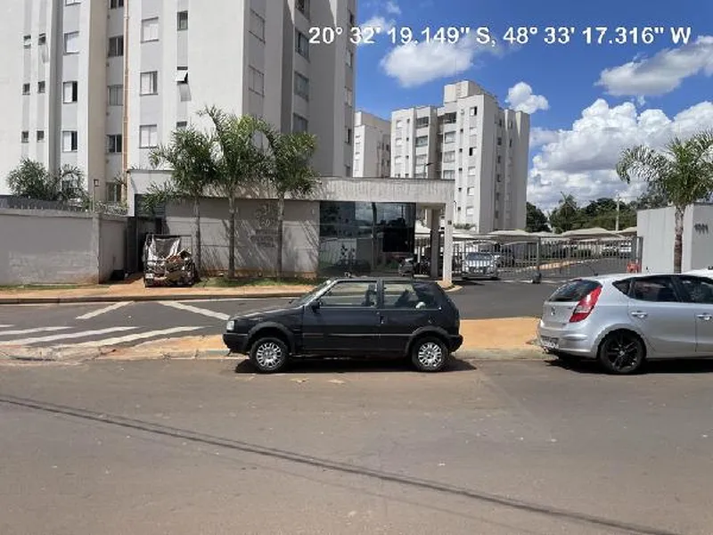 Apartamento em Leilão Extrajudicial