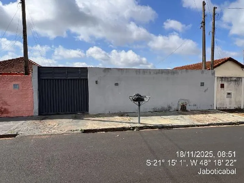 Casa em Leilão Extrajudicial